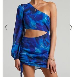 Blue dress